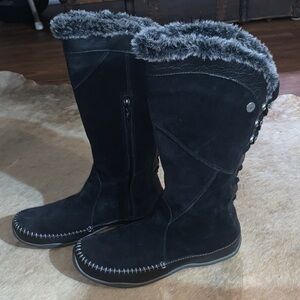 The North Face Black Winter Boots with Faux Fur Trim